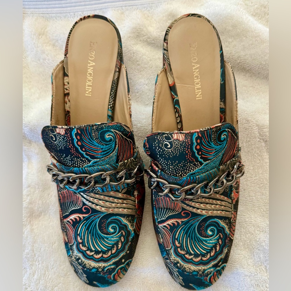 Enzo Angiolini Paisley Chain-Accent Slip-On Mules Size 9